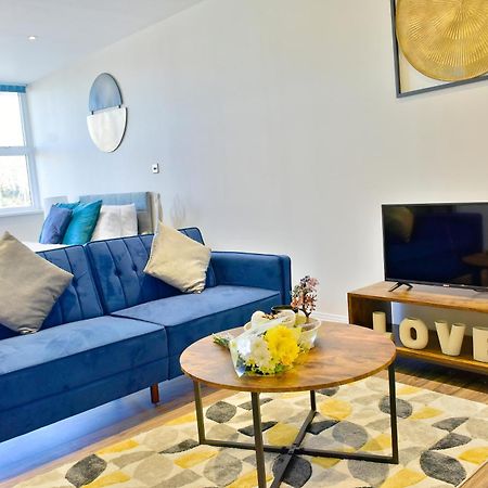Stunning Apartment Near Citycentre & Oracle Reading Extérieur photo