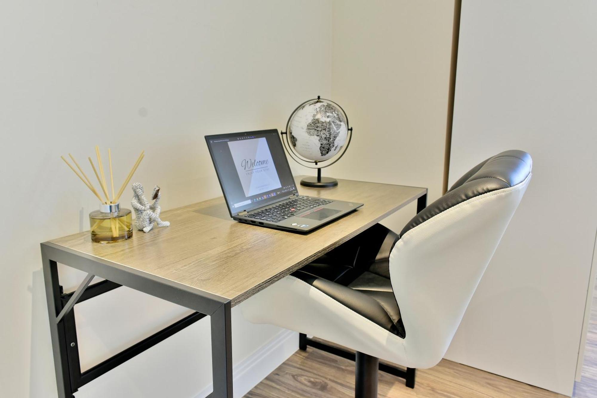 Stunning Apartment Near Citycentre & Oracle Reading Extérieur photo